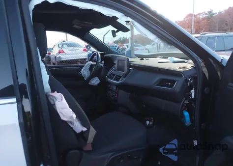 2024 Chevrolet Tahoe 4Wd Commercial z USA, uszkodzony, nr VIN 1GNSKLED6RR323842